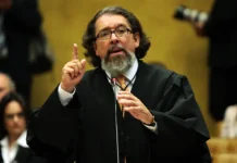 Democracia em pauta: Antônio Carlos de Almeida Castro, “kakay”, fala sobre os atos golpistas de 8 de janeiro